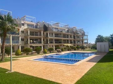 Falleg jarðhæð með suður verönd - Sumareignir