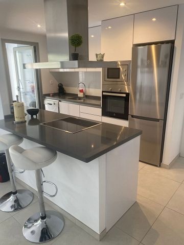 Falleg jarðhæð með suður verönd - Sumareignir