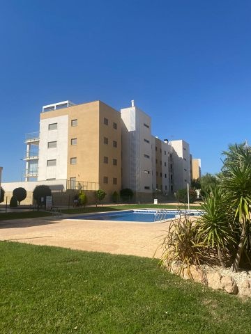 Falleg jarðhæð með suður verönd - Sumareignir